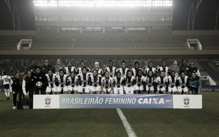 Santos bate Corinthians na Arena Barueri e leva o título do Brasileirão Feminino