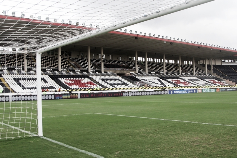 Por dívida fiscal, justiça bloqueia premiação do Campeonato Brasileiro do Vasco Por dívida fiscal, justiça bloqueia premiação do Campeonato Brasileiro do Vasco