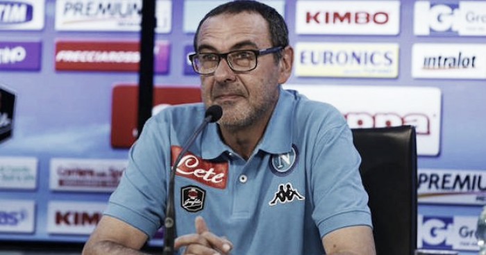 Sarri: "Non dobbiamo mollare, ma insistere. Per la sesta volta in campo dopo la Juventus"