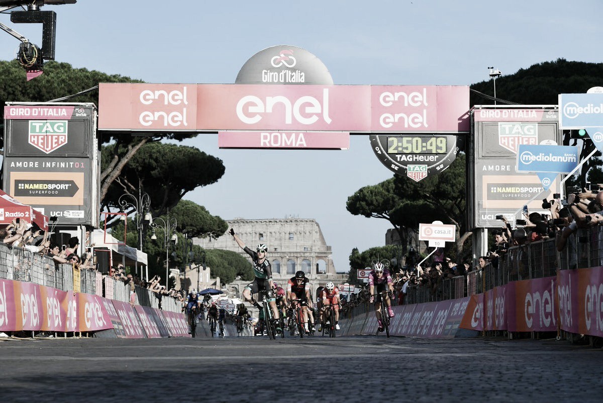 Giro d'Italia, Roma incorona Froome. L'ultimo sprint è di Sam Bennett