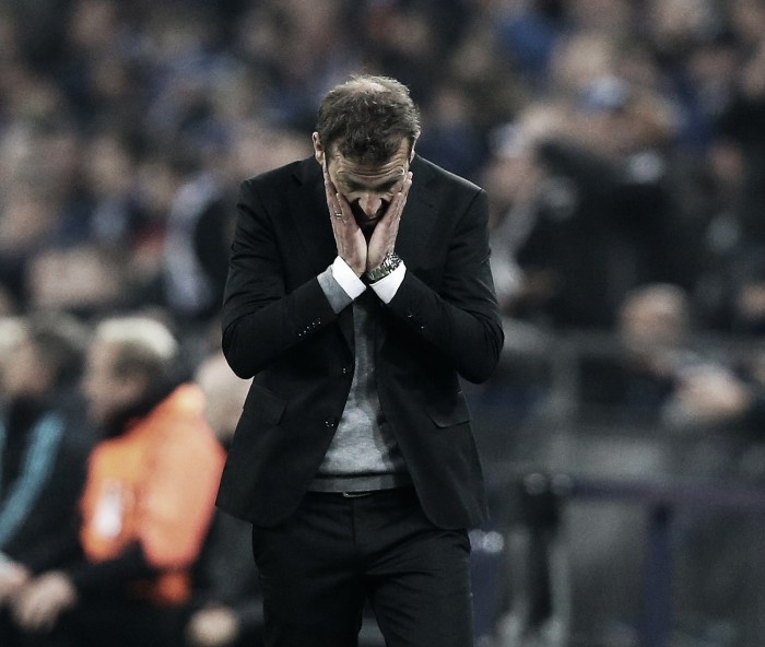 Elenco do Schalke 04 lamenta eliminação sofrida no tempo extra diante do Ajax