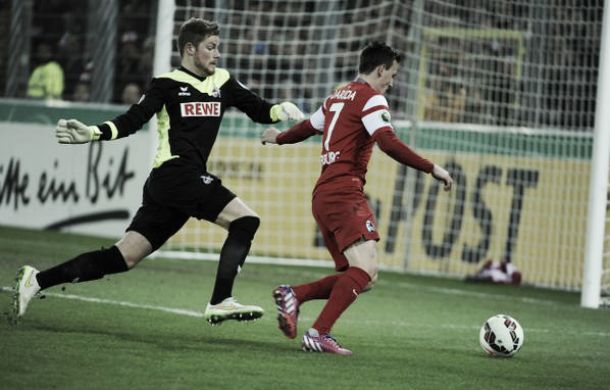 Em jogo movimentado, Freiburg despacha Colônia na DFB-Pokal