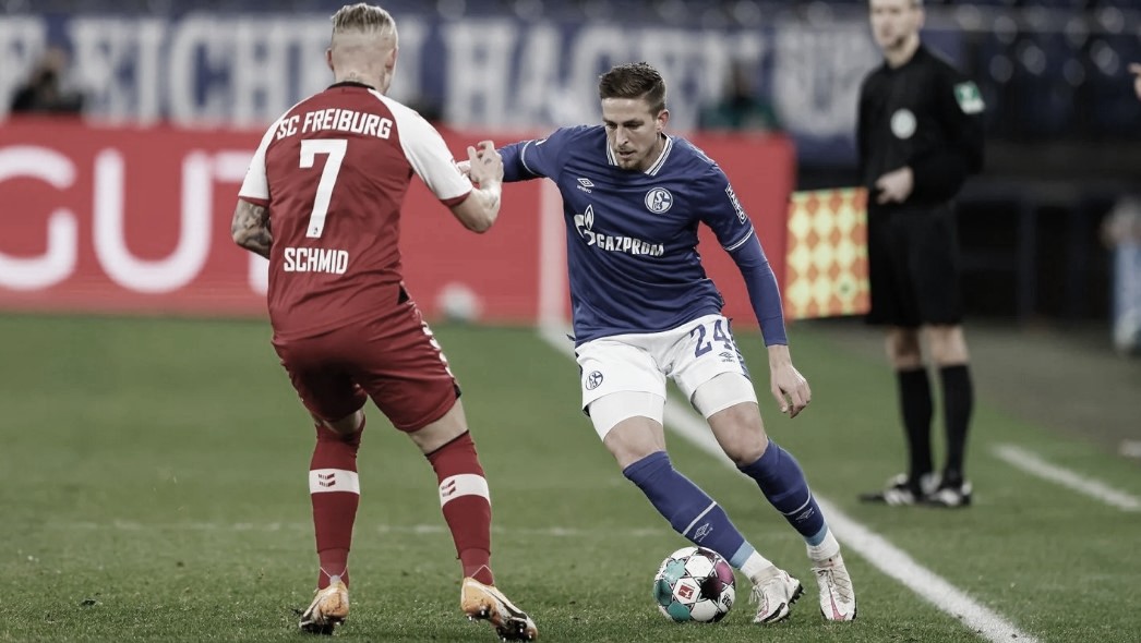 Schalke acumula 28 jogos sem vencer na Bundesliga, mas técnico reforça: "Não vamos desistir"