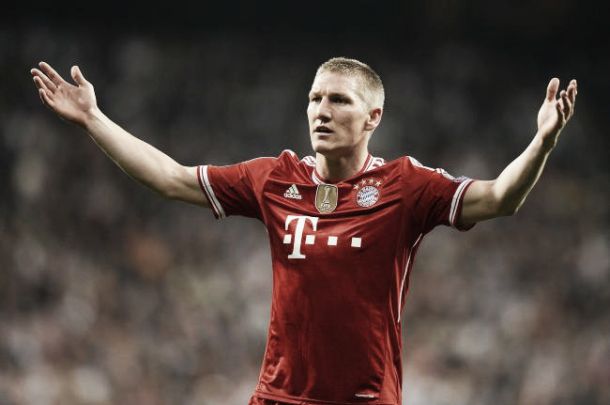 Bastian Schweinsteiger relaxed about contract discussions
