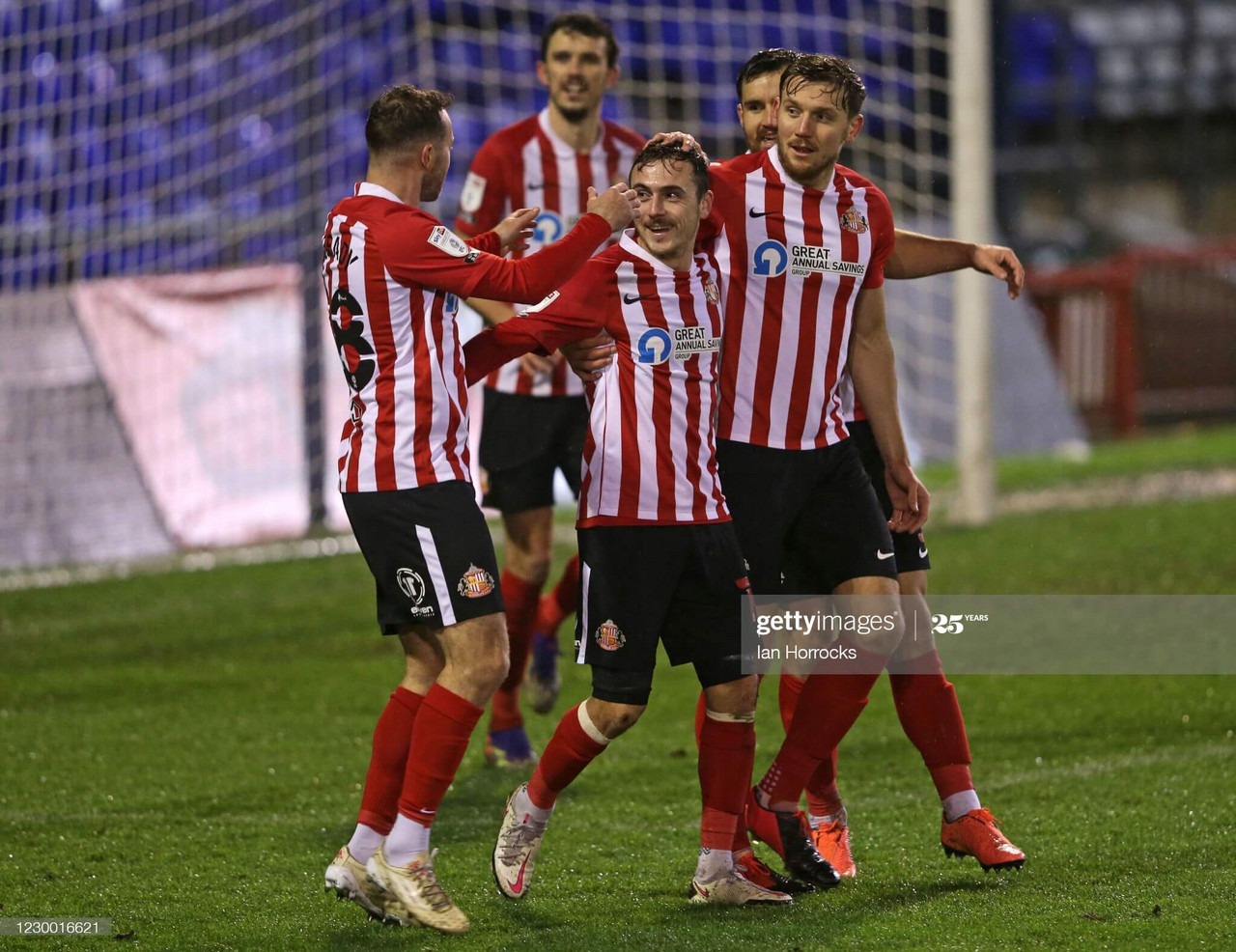 Oldham Athletic 1-2 Sunderland: Johnson gets first win as Sunderland manager 