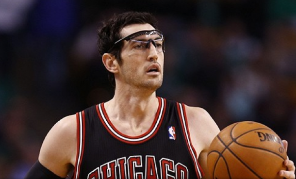 Kirk Hinrich has agreed to a 2 year, $6 million extension with the Chicago Bulls