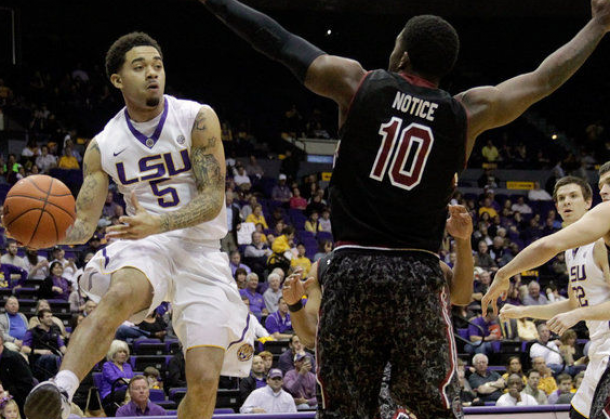 LSU Survives South Carolina In The PMAC.