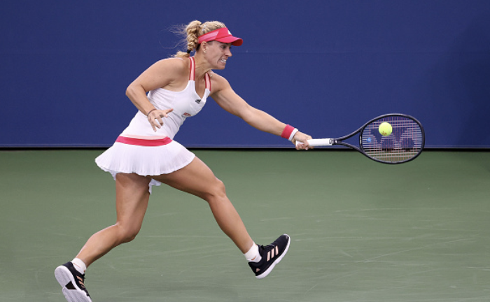 US Open: Angelique Kerber battles to take out Ann Li