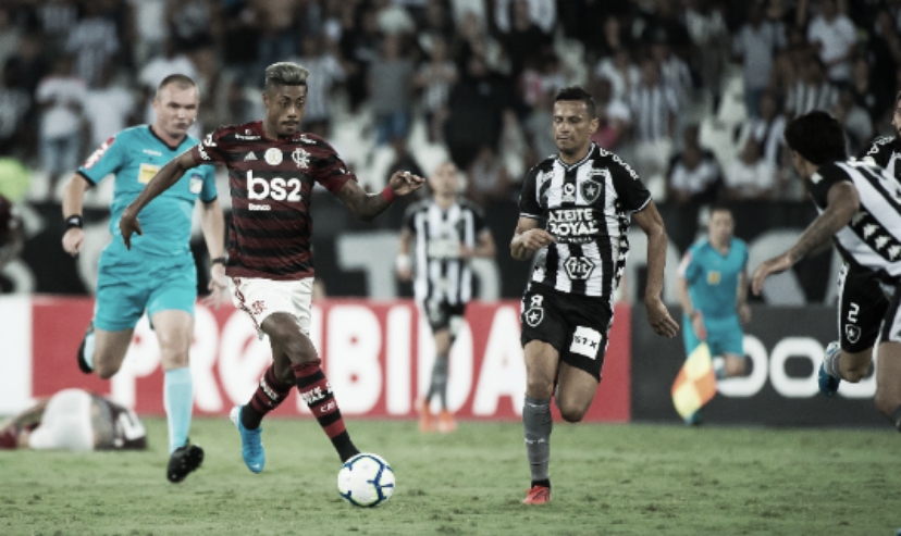 Após vitória, Bruno Henrique diz: "Contra o Flamengo todo mundo quer correr" Após vitória, Bruno Henrique diz: "Contra o Flamengo todo mundo quer correr"