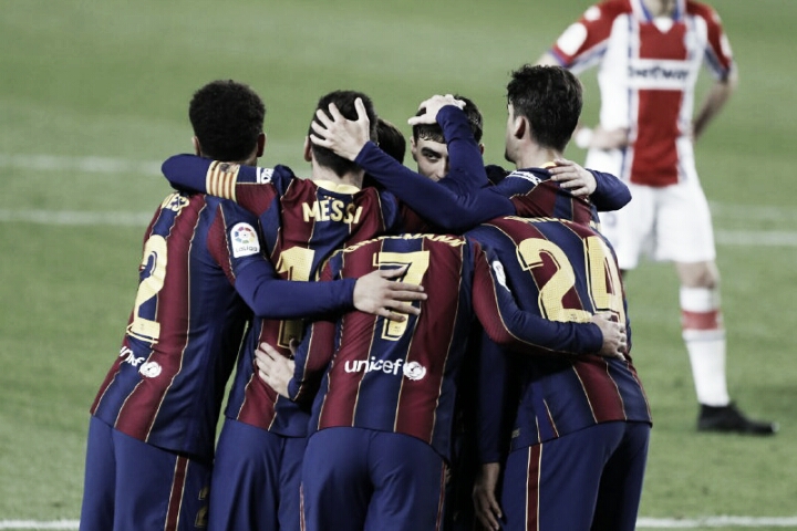 Show de Messi e dois de Trincão: Barcelona goleia Alavés e assume vice-liderança de LaLiga