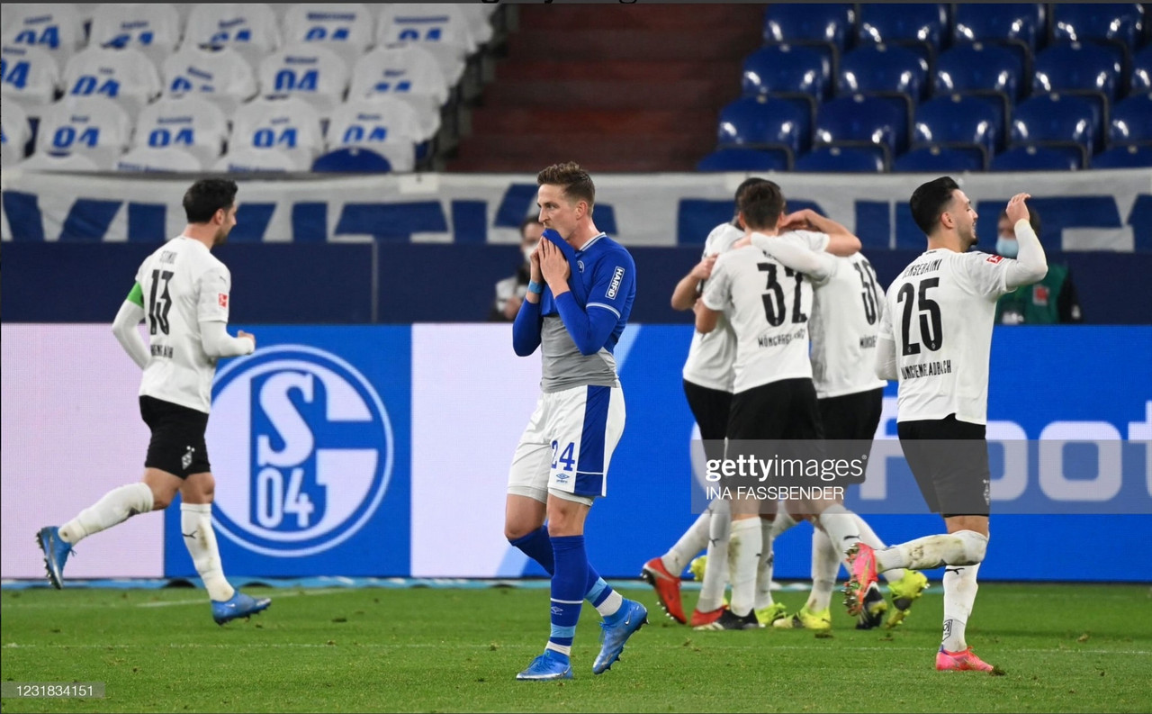 FC Schalke 0-3 Borussia Mönchengladbach: Sorry Schalke sent closer to the drop by Gladbach