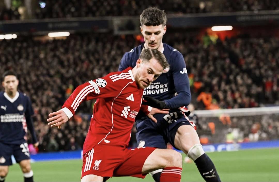 Liverpool segue em má fase e sofre goleada do PSV pela Champions League Liverpool segue em má fase e sofre goleada do PSV pela Champions League