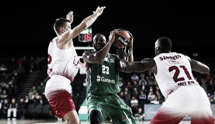 Risultato finale EA7 Milano - Darussafaka Dogus Istanbul in Eurolega 2016/17 (89-87): l'Olimpia compie una splendida rimonta e batte il Darussafaka! Risultato finale EA7 Milano - Darussafaka Dogus Istanbul in Eurolega 2016/17 (89-87): l'Olimpia compie una splendida rimonta e batte il Darussafaka!