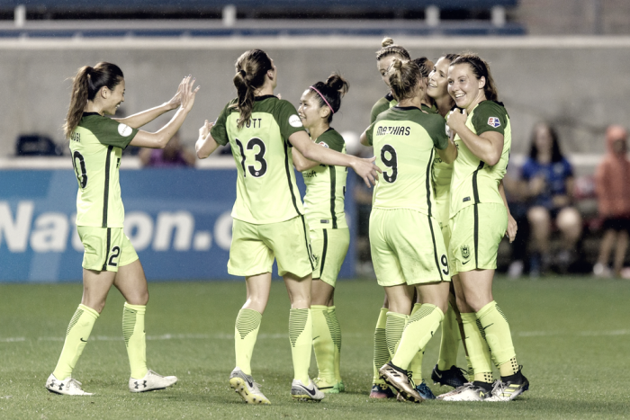 Seattle Reign scores two goals in the final minutes to stun the Chicago Red Stars 2-1