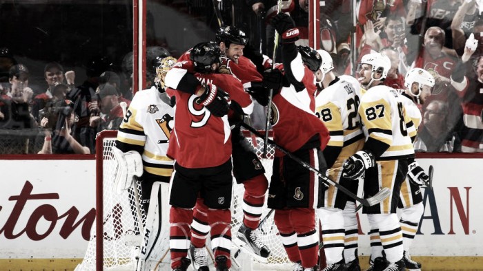 Los Senators aplastan a los Penguins en el tercer asalto