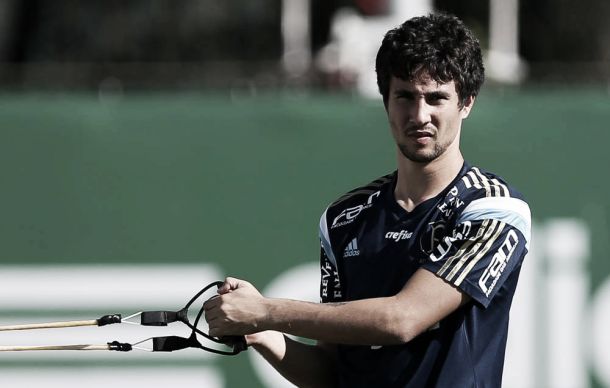 Sem espaço no Palmeiras, Ryder Mattos é liberado para voltar ao futebol italiano