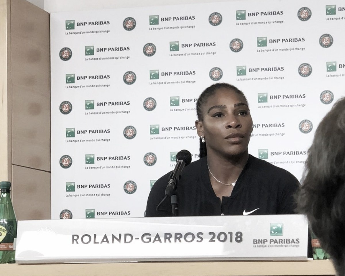 Anticlímax: Serena desiste de Roland Garros por lesão peitoral e Sharapova avança