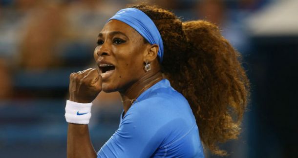 Serena Williams breezes past Jelena Jankovic into the Western and Southern Open semifinals