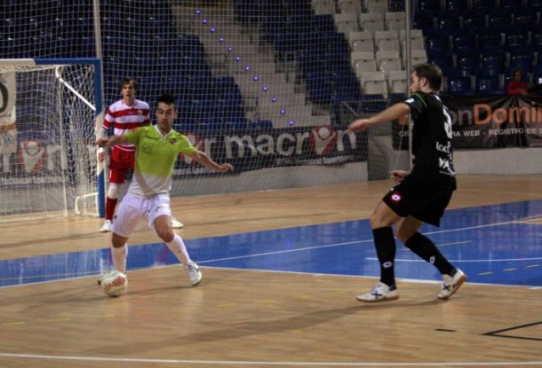 El Palma Futsal da un paso adelante a costa de Magna Navarra