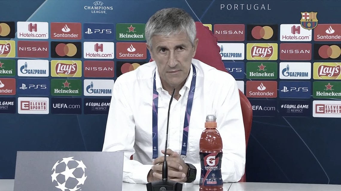 Após estrondosa goleada, Barcelona confirma demissão do técnico Quique Setién Após estrondosa goleada, Barcelona confirma demissão do técnico Quique Setién