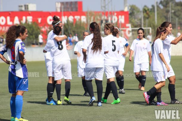 Fotos e imágenes del Sevilla Femenino 7-0 Hispalis, 1ª jornada de Segunda División Femenina