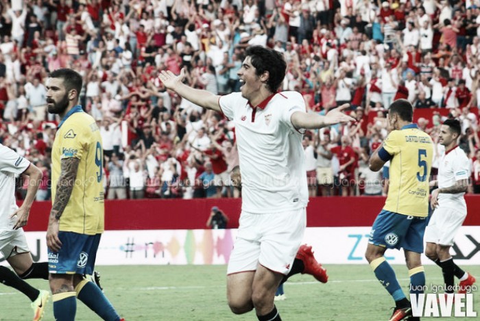 Sevilla sai atrás, mas vira no fim sobre Las Palmas na estreia de Nasri