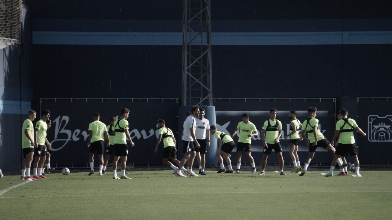 El
Málaga CF 19/20 da sus primeros pasos El
Málaga CF 19/20 da sus primeros pasos
