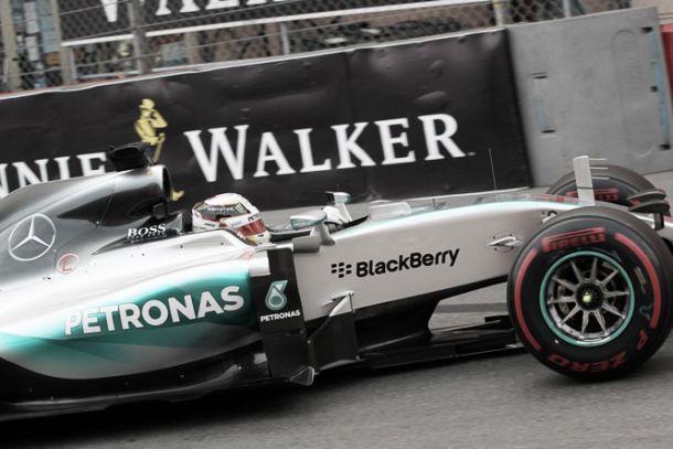 F1, Lewis Hamilton in pole position a Monaco. Terzo Vettel