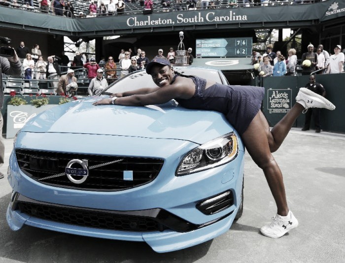 WTA Weekly Ledger: Sloane Stephens claims Charleston title, Dominika Cibulkova reigns in Katowice