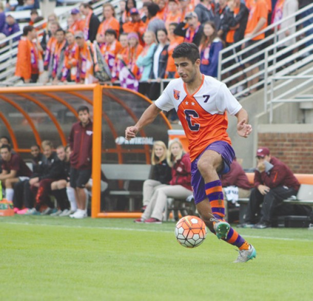 Previewing Top 4 NCAA Men's Soccer Teams And Their Matches In Sweet 16