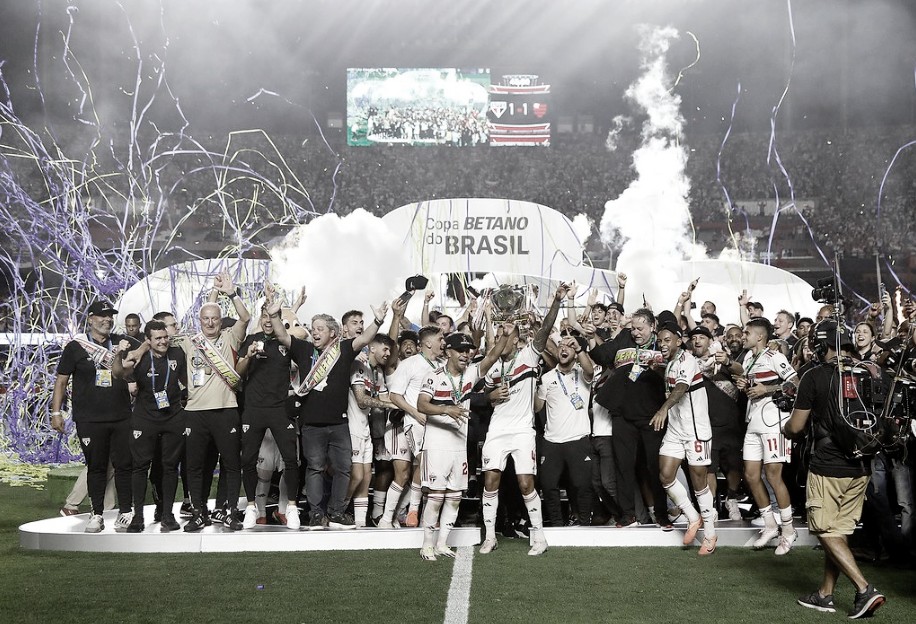 Copa do Brasil: relembre as finais de Flamengo e de São Paulo no