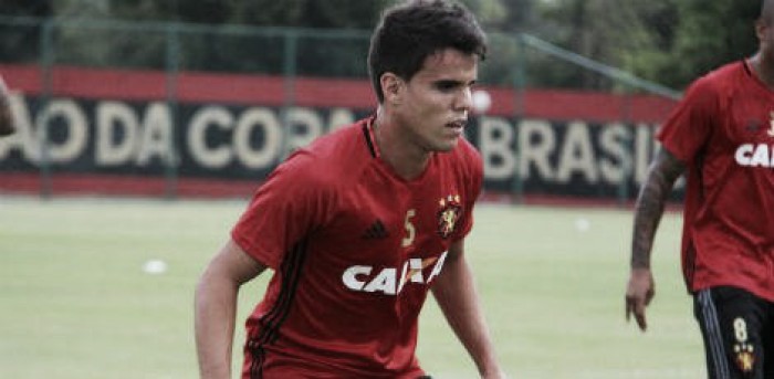 Volante Rodrigo comemora chegada a Recife e elogia elenco do Sport