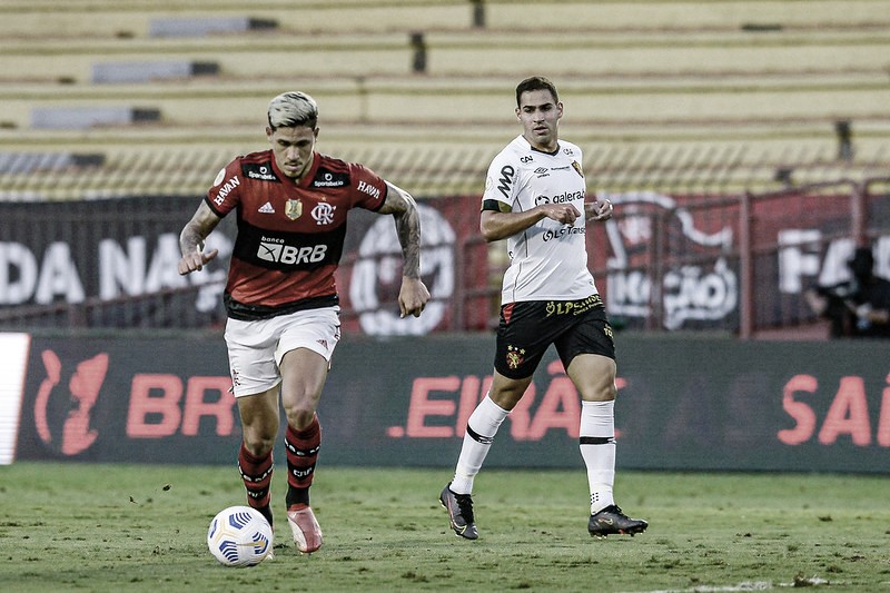 Gols e melhores momentos Sport x Flamengo pelo Campeonato Brasileiro 2021 (1-1)