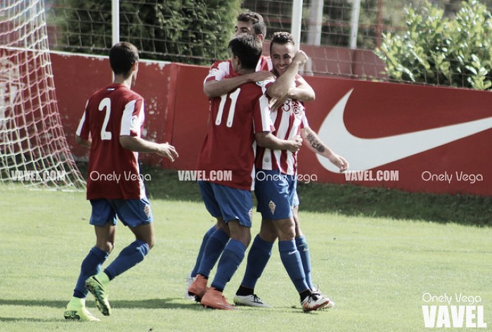 Fotos e imágenes del Sporting B 2-0 SD Lenense, Tercera División Grupo II