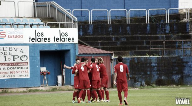 Real Sporting de Gijón B - Peña Sport: golpe encima de la mesa