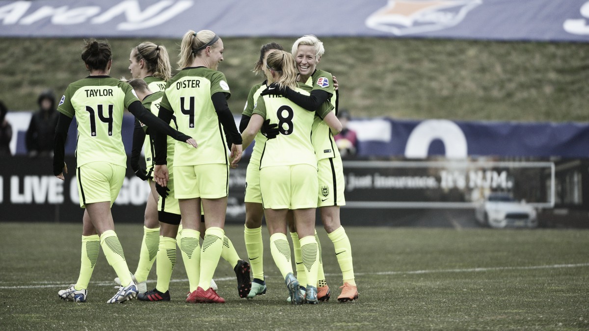 Seattle Reign FC battle the elements in win against Sky Blue FC