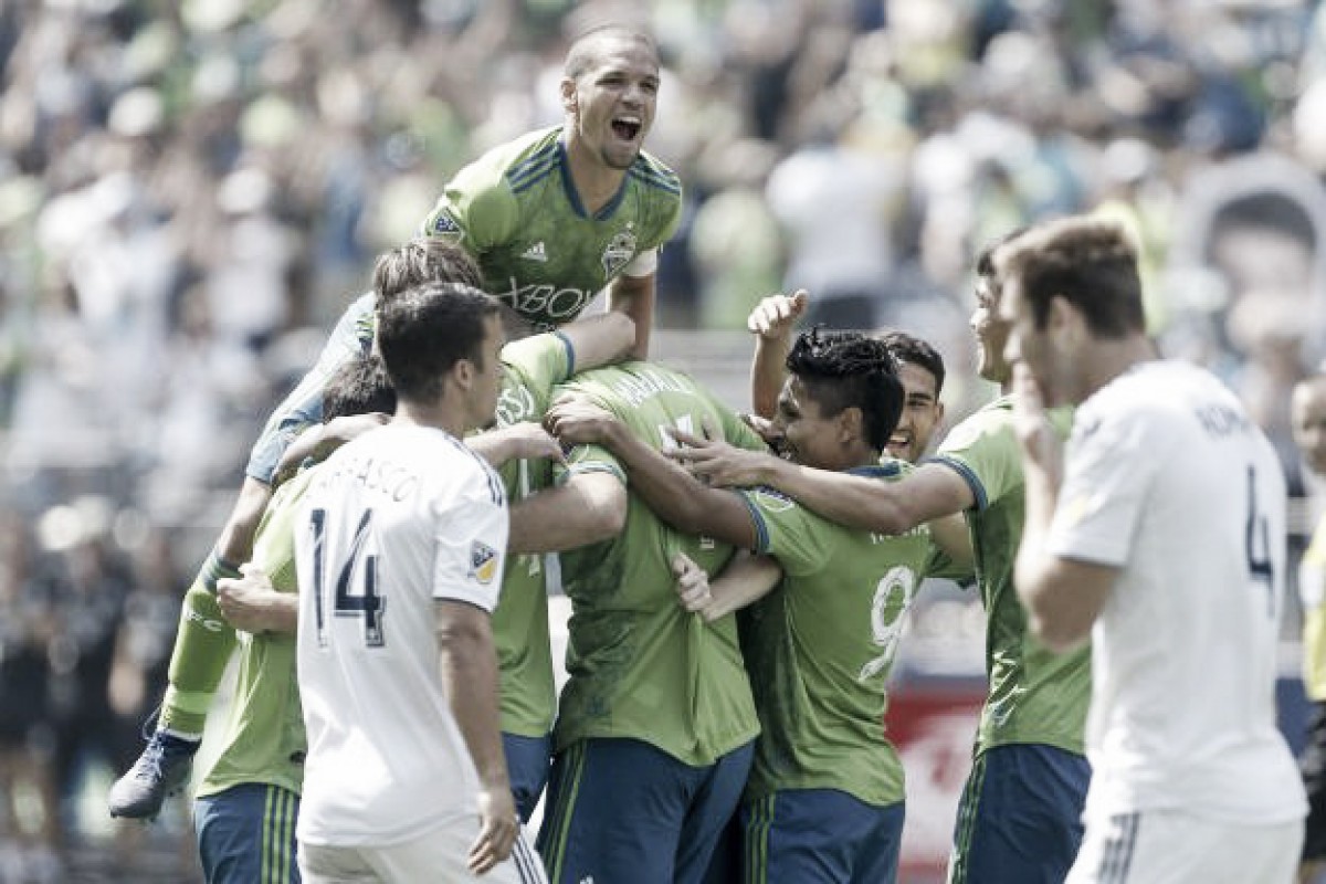 Seattle Sounders FC thump the LA Galaxy at home Seattle Sounders FC thump the LA Galaxy at home