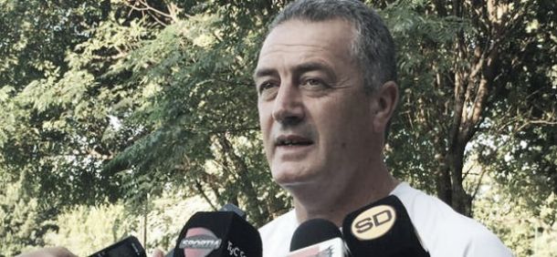 Alfaro: "¿Dónde está el derecho de admisión? ¿Dónde está el AFA Plus?" Alfaro: "¿Dónde está el derecho de admisión? ¿Dónde está el AFA Plus?"