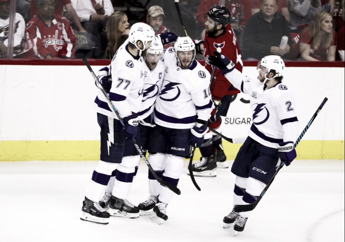 Storms on the inside and outside: Lightning win to stay alive in series Storms on the inside and outside: Lightning win to stay alive in series