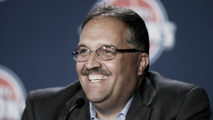 Stan Van Gundy continuará como entrenador de los Pistons