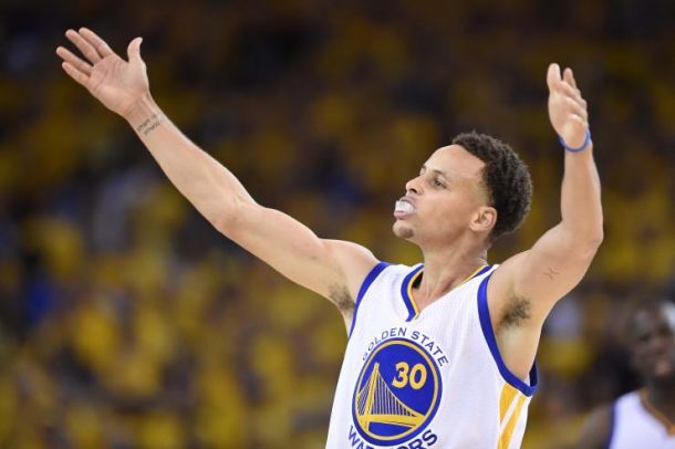 NBA, undici gare nella notte: tornano in campo i 'Golden State Curry', big match a Dallas NBA, undici gare nella notte: tornano in campo i 'Golden State Curry', big match a Dallas