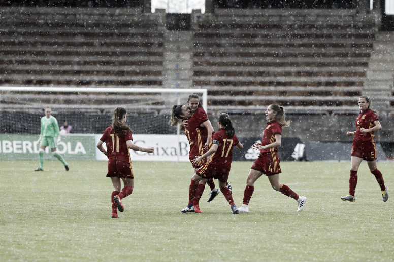 Goleada escandalosa de la sub-19 femenina para colocarse primera de grupo Goleada escandalosa de la sub-19 femenina para colocarse primera de grupo