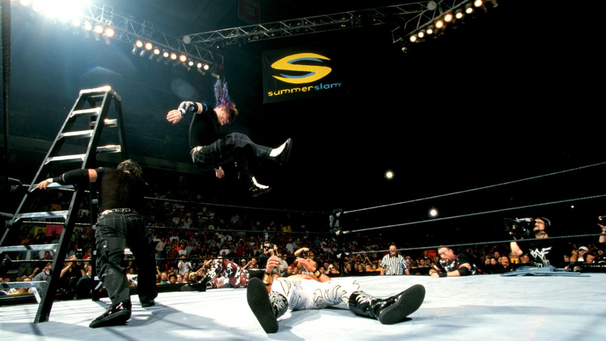 summerslam-2000-tlc-8799510863.jpg