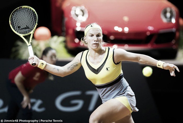 WTA Stuttgart: Svetlana Kuznetsova suffers huge scare against Kiki Bertens