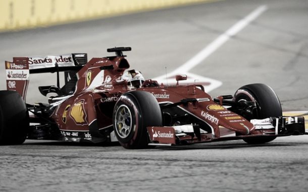 Singapore Grand Prix - as it happened: Vettel wins as Hamilton retires with engine problem
