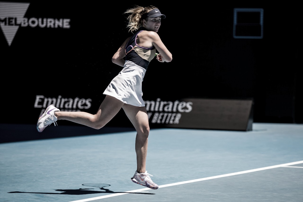 Svitolina sofre, mas supera Bouzkova na estreia do Australian Open