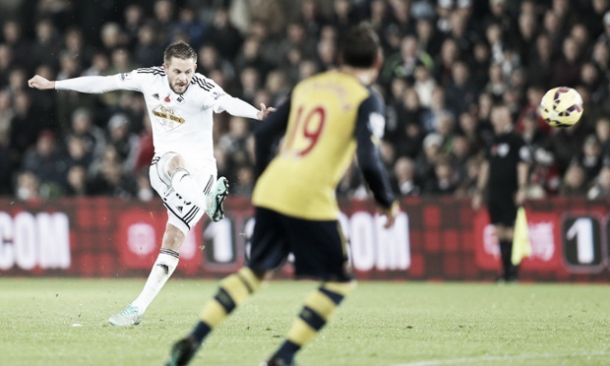 Swansea 2-1 Arsenal: Sigurdsson and Gomis ensure Arsenal lose yet another lead