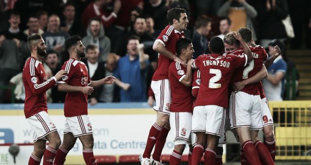 Swindon Town (7) 5-5 (6) Sheffield United: Unbelievable goal-fest sees Swindon reach play-off final