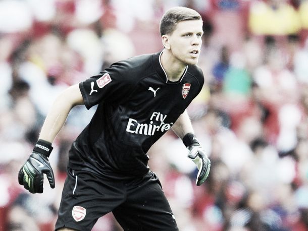 Should Arsenal look at a 'keeper to replace Szczesny?