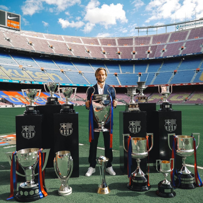 Un altro campione appende gli scarpini al chiodo:     Ivan Rakitić dice addio al calcio